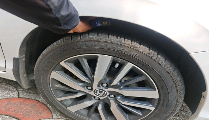 2020 Honda City 1.5L I-VTEC ZX, Petrol, Manual, 50,925 km, tyre