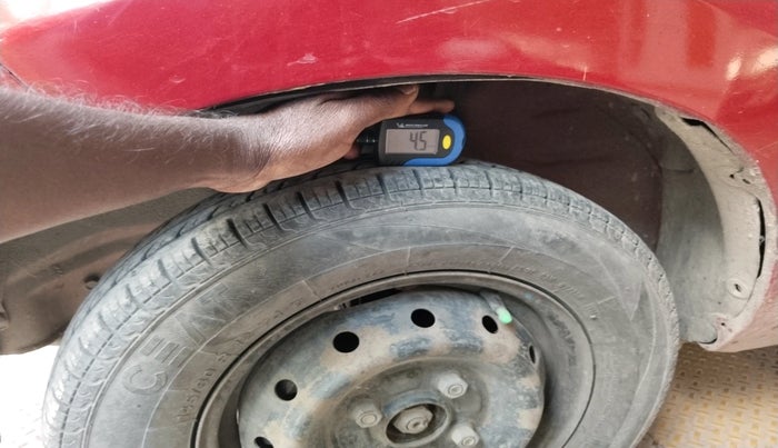 2013 Maruti Alto 800 VXI, Petrol, Manual, 81,045 km, tyre