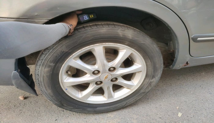 2013 Chevrolet Sail 1.3 LT ABS, Diesel, Manual, 1,19,585 km, tyre