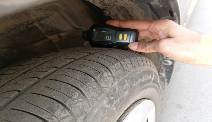 2016 Maruti Swift VDI, Diesel, Manual, 91,360 km, tyre