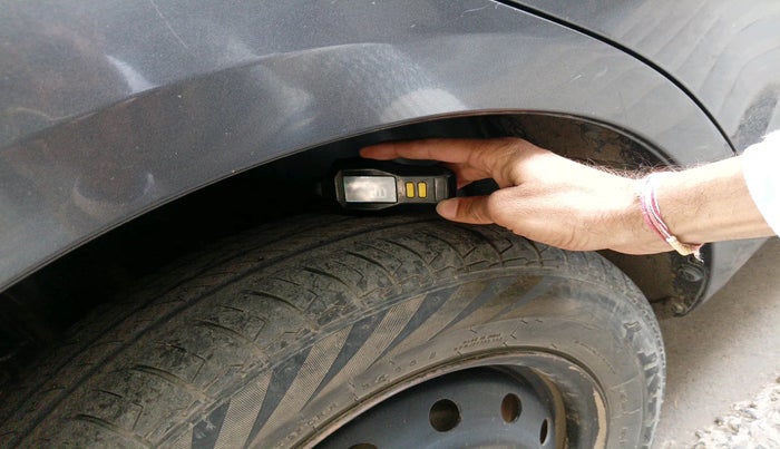 2016 Maruti Swift VDI, Diesel, Manual, 91,360 km, tyre