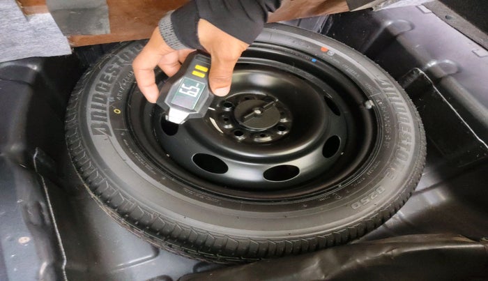 2016 Tata Zest XMS PETROL, Petrol, Manual, 46,435 km, tyre