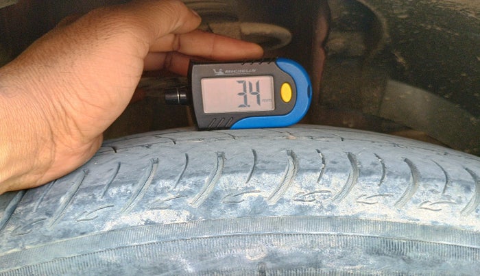 2020 Maruti Baleno SIGMA PETROL 1.2, Petrol, Manual, 70,859 km, tyre