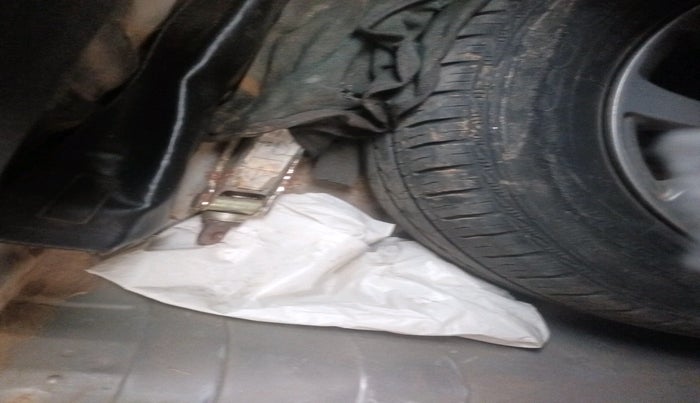 2013 Honda Amaze 1.2L I-VTEC VX, Petrol, Manual, 71,097 km, tyre