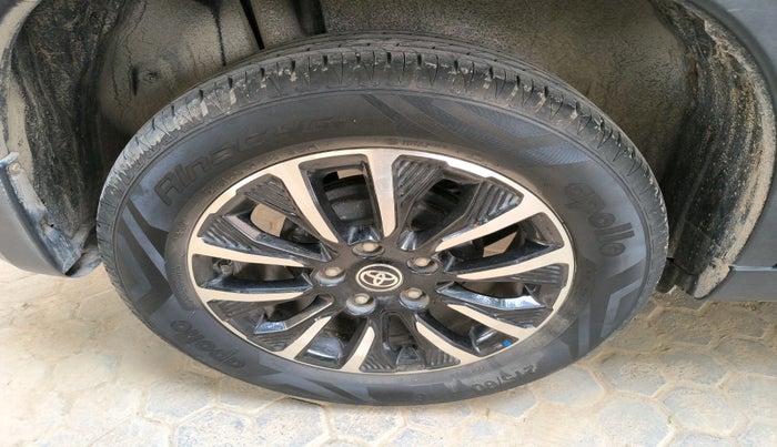 2022 Toyota URBAN CRUISER PREMIUM GRADE AT, Petrol, Automatic, 26,605 km, tyre