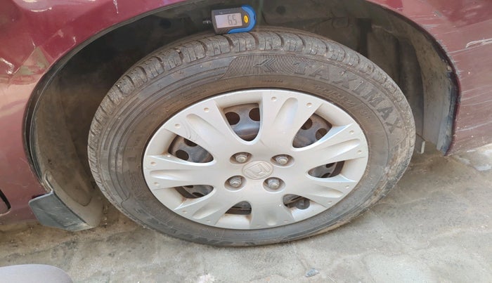 2017 Honda Amaze 1.2L I-VTEC S OPT, Petrol, Manual, 82,359 km, tyre