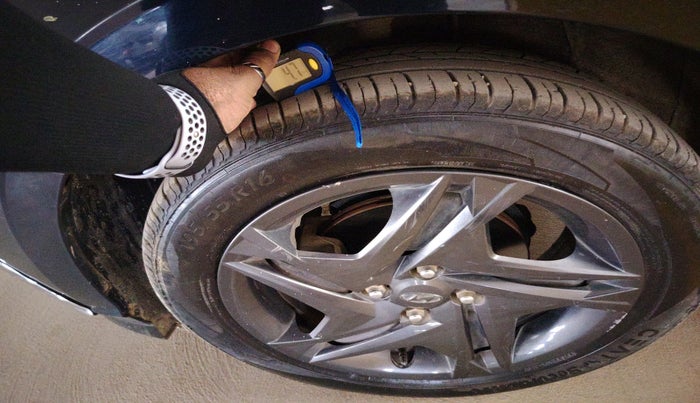 2022 Hyundai NEW I20 SPORTZ 1.2 MT, Petrol, Manual, 22,666 km, tyre