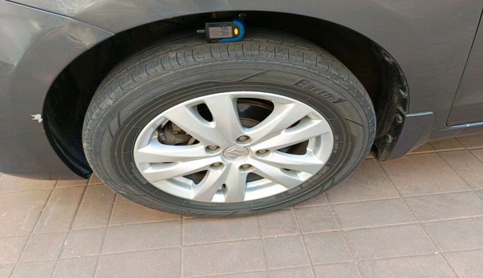 2016 Maruti Ertiga ZDI + SHVS, Diesel, Manual, 90,015 km, tyre