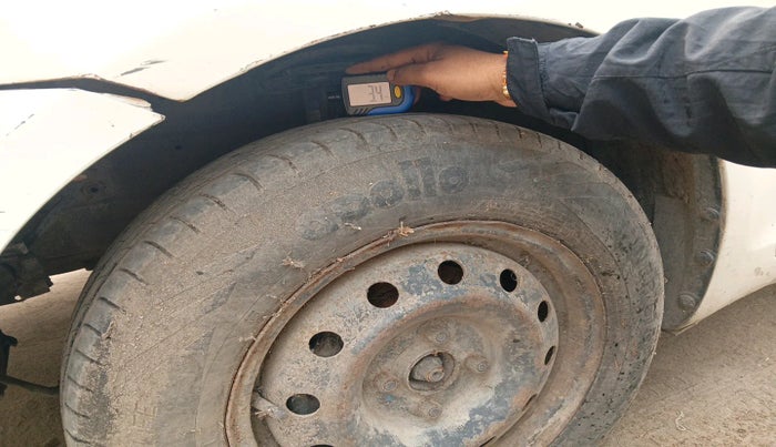 2014 Maruti Swift VXI, Petrol, Manual, 1,06,022 km, tyre