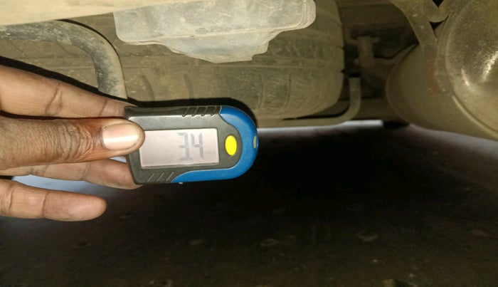 2016 Maruti Ertiga ZDI SHVS, Diesel, Manual, 2,23,404 km, tyre