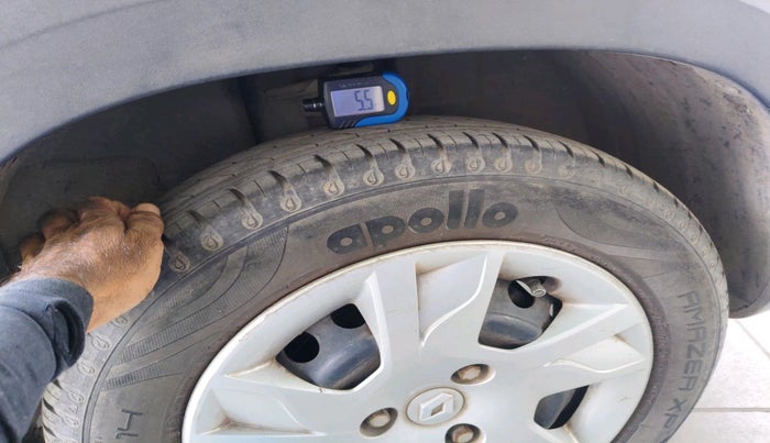 2020 Renault Kwid RXL 1.0, Petrol, Manual, 27,577 km, tyre