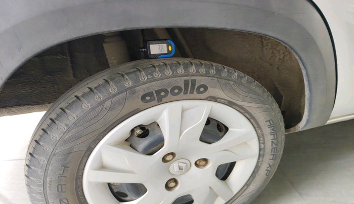 2020 Renault Kwid RXL 1.0, Petrol, Manual, 27,577 km, tyre