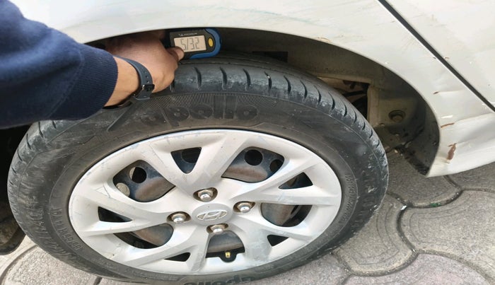 2017 Hyundai Grand i10 SPORTZ 1.2 KAPPA VTVT, Petrol, Manual, 72,904 km, tyre