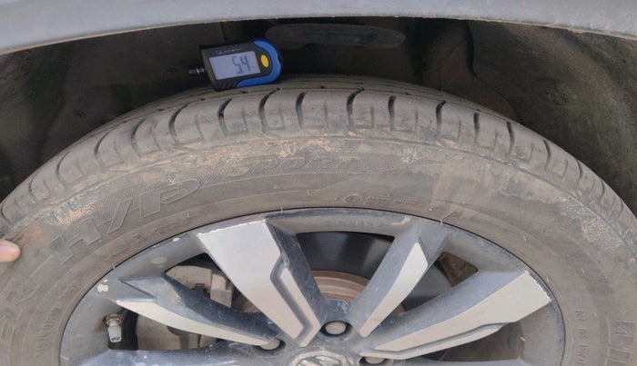 2020 MG HECTOR SHARP 2.0 DIESEL, Diesel, Manual, 59,274 km, tyre