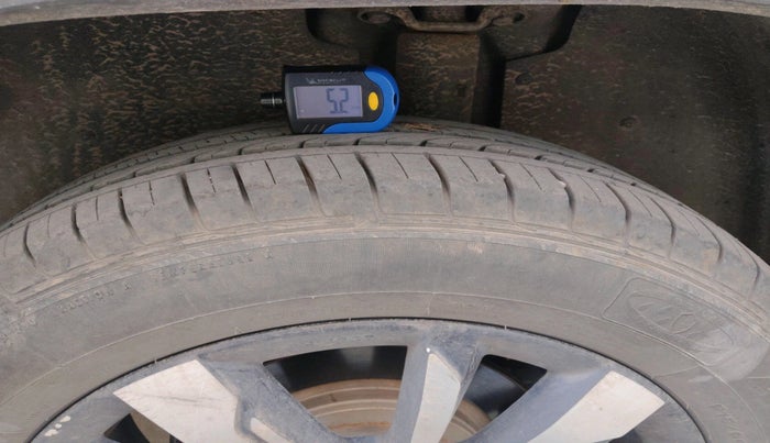 2020 MG HECTOR SHARP 2.0 DIESEL, Diesel, Manual, 59,274 km, tyre