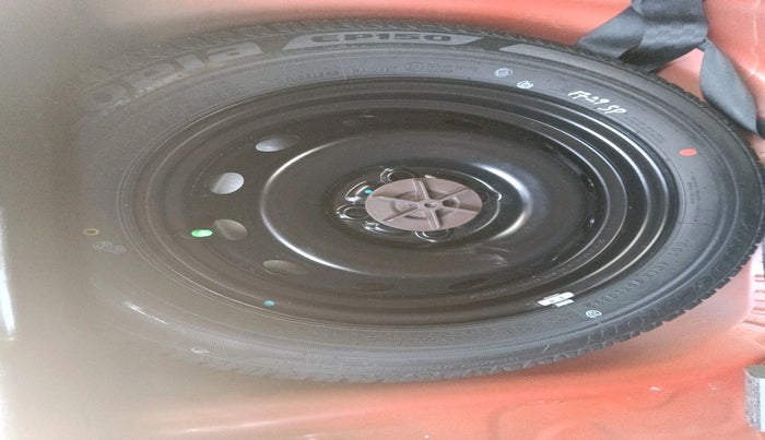 2017 Maruti IGNIS ALPHA 1.2 DUAL TONE, Petrol, Manual, 1,03,398 km, tyre