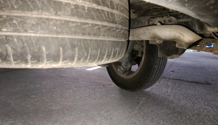 2018 Mahindra MARAZZO M8 7 STR, Diesel, Manual, 1,58,204 km, tyre