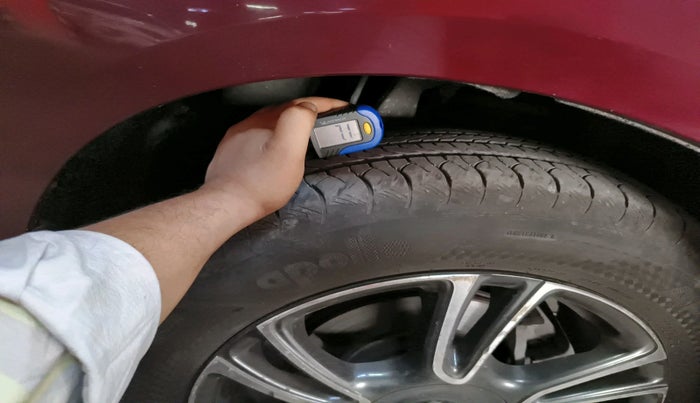 2018 Mahindra MARAZZO M8 7 STR, Diesel, Manual, 1,58,204 km, tyre