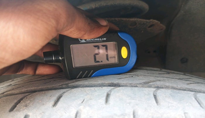 2014 Honda Brio E MT, Petrol, Manual, 1,15,545 km, tyre