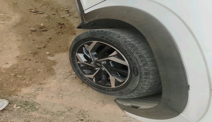 2021 Hyundai Creta EX 1.5 DIESEL, Diesel, Manual, 52,557 km, tyre