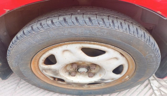 2011 Chevrolet Beat LT PETROL, Petrol, Manual, 54,650 km, tyre