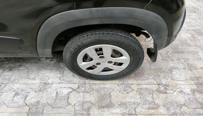 2015 Renault Kwid RXL, Petrol, Manual, 31,000 km, tyre