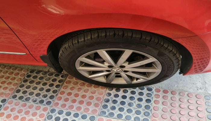 2019 Volkswagen Polo HIGHLINE PLUS 1.0 16 ALLOY, Petrol, Manual, 69,230 km, tyre