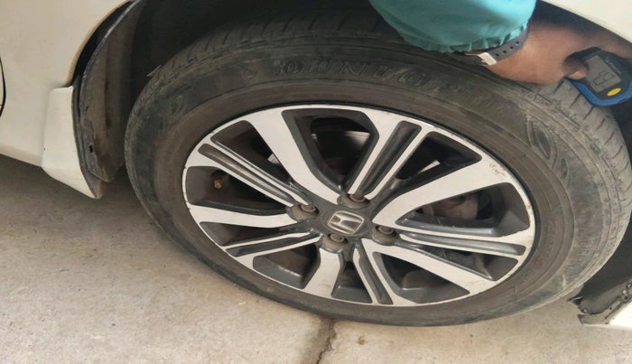 2014 Honda City 1.5L I-VTEC SV, Petrol, Manual, 1,25,004 km, tyre