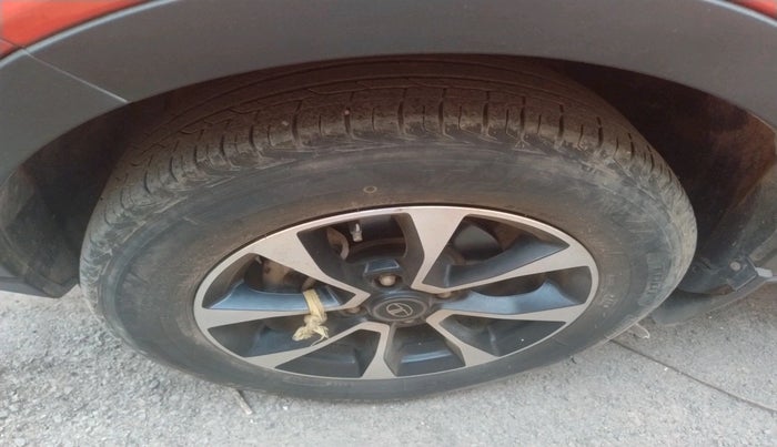 2021 Tata NEXON XZ PLUS PETROL SUNROOF, Petrol, Manual, 22,699 km, tyre