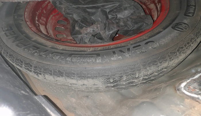 2022 Nissan MAGNITE XV MT, Petrol, Manual, 81,277 km, tyre