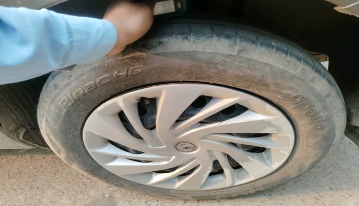 2023 Maruti Ertiga   VXI (O) CNG, Petrol, Manual, 36,417 km, tyre