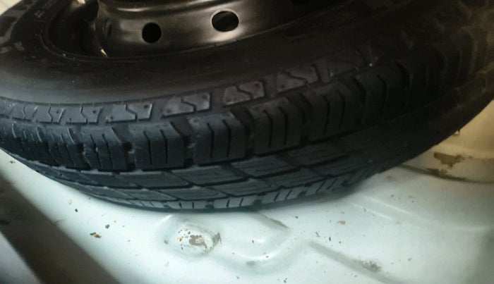 2013 Maruti Alto 800 LXI, Petrol, Manual, 56,011 km, tyre