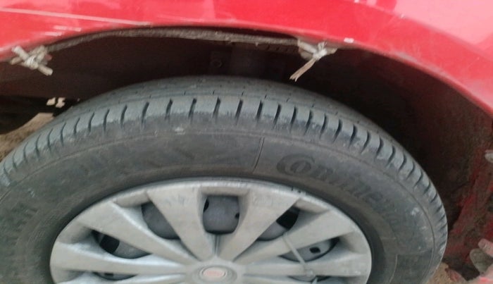 2011 Skoda Fabia AMBITION 1.2 MPI, Petrol, Manual, 79,799 km, tyre