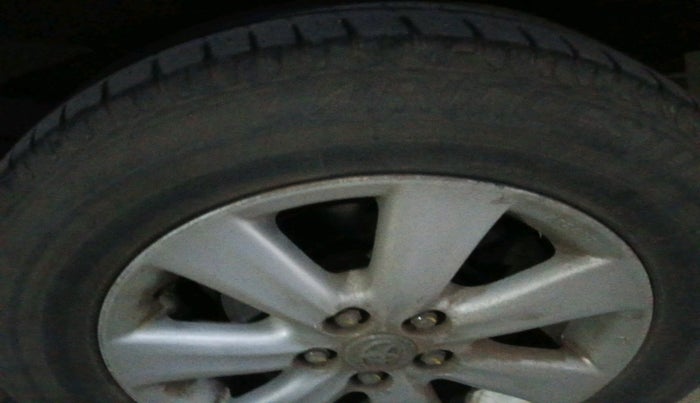 2012 Toyota Corolla Altis J DIESEL, Diesel, Manual, 89,495 km, tyre