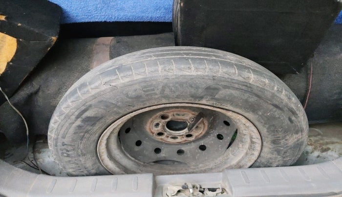 2013 Maruti Alto 800 LXI, Petrol, Manual, 1,56,667 km, tyre