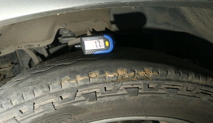 2017 Mahindra Scorpio S4 PLUS 1.99 INTELLI-HYBRID, Diesel, Manual, 1,48,978 km, tyre