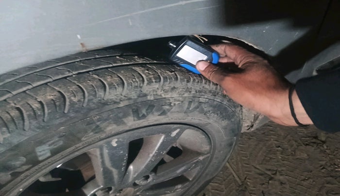 2013 Maruti Wagon R Stingray VXI, Petrol, Manual, 91,186 km, tyre