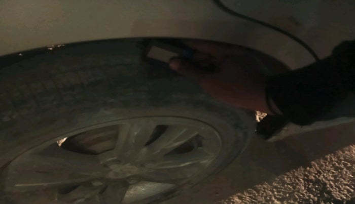 2013 Maruti Wagon R Stingray VXI, Petrol, Manual, 91,186 km, tyre