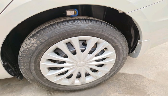 2017 Maruti Ciaz DELTA 1.4 MT PETROL, Petrol, Manual, 75,165 km, tyre