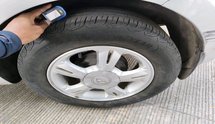 2011 Hyundai i20 SPORTZ 1.2, Petrol, Manual, 80,657 km, tyre