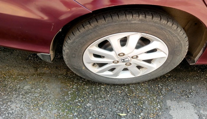 2015 Honda Mobilio 1.5L I-VTEC V, Petrol, Manual, 67,663 km, tyre