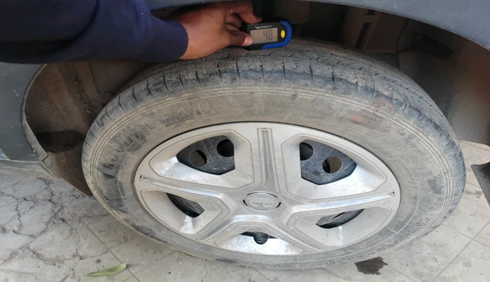 2020 Tata NEXON XM PETROL, Petrol, Manual, 21,163 km, tyre