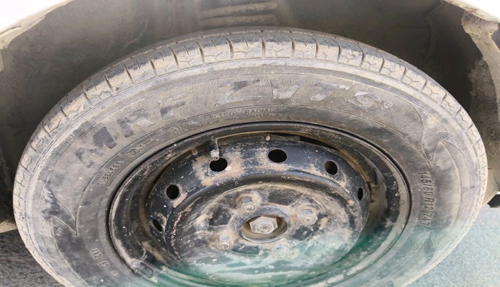 2014 Maruti Alto 800 LXI, Petrol, Manual, 56,123 km, tyre