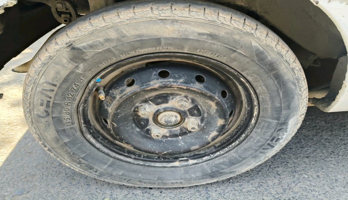 2014 Maruti Alto 800 LXI, Petrol, Manual, 56,123 km, tyre