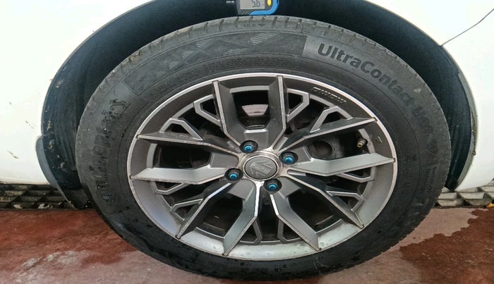 2012 Hyundai i20 ASTA 1.4 CRDI, Diesel, Manual, 1,28,044 km, tyre