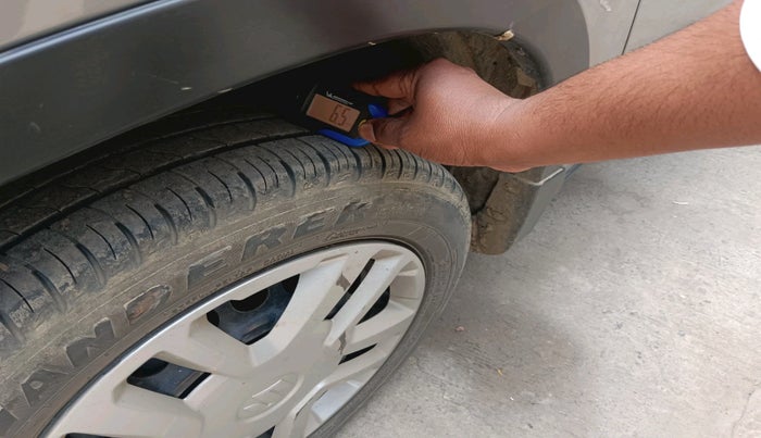 2022 Maruti Vitara Brezza VXI AT SHVS, Petrol, Automatic, 21,177 km, tyre