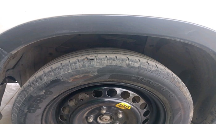 2017 Maruti Vitara Brezza ZDI PLUS, Diesel, Manual, 1,72,682 km, tyre