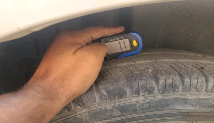 2012 Maruti Swift VDI, Diesel, Manual, 1,36,717 km, tyre