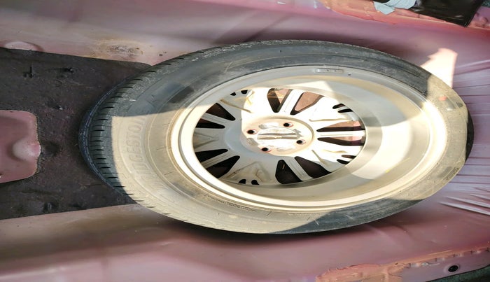 2019 Honda City 1.5L I-VTEC VX CVT, Petrol, Automatic, 54,756 km, tyre