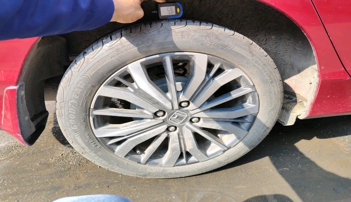 2019 Honda City 1.5L I-VTEC VX CVT, Petrol, Automatic, 54,756 km, tyre